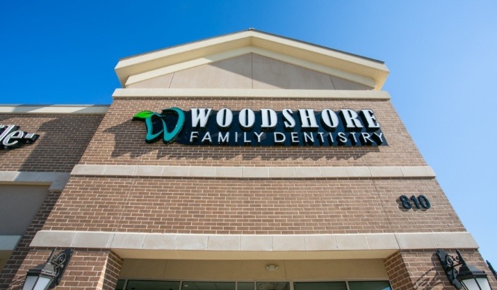 Outside view of Woodshore Family Dentistry